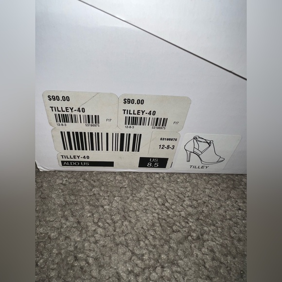 NIB Aldo Tilley Pee-Toe Cut-Out Heels - Picture 14 of 15